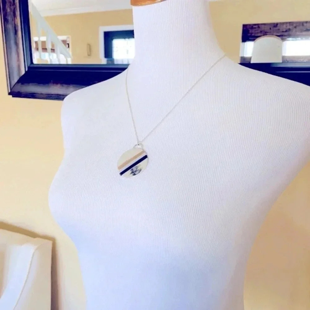 Marlyn Schiff Geometric Striped Disc Pendant Necklace Long Chain - Picture 2 of 6